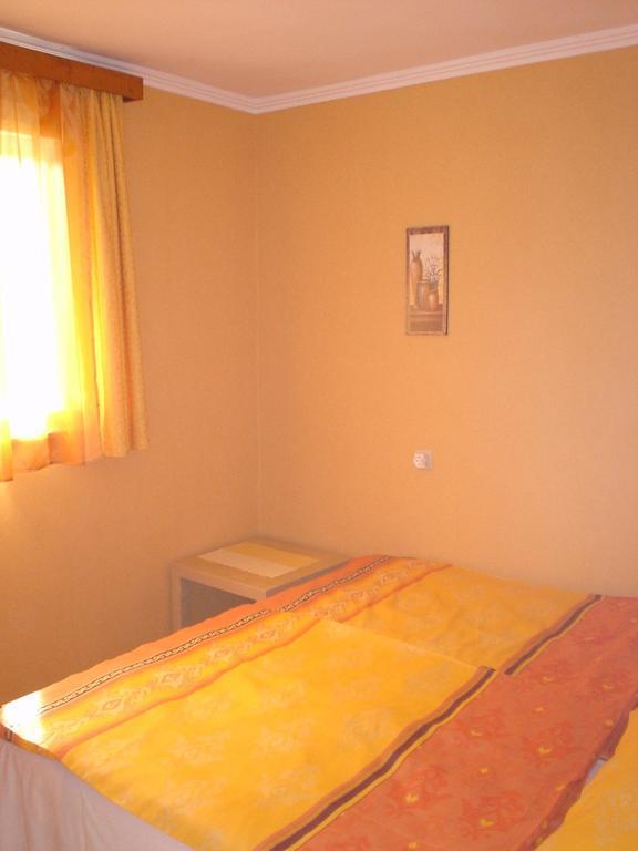 Oeroekzoeld Apartmanok Balatonfenyves Cameră foto
